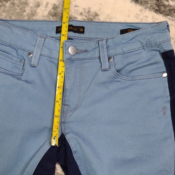 GENETIC DENIM Low Rise Blue Hyde Super Royal Two-tone Skinny - Picture 12 of 16